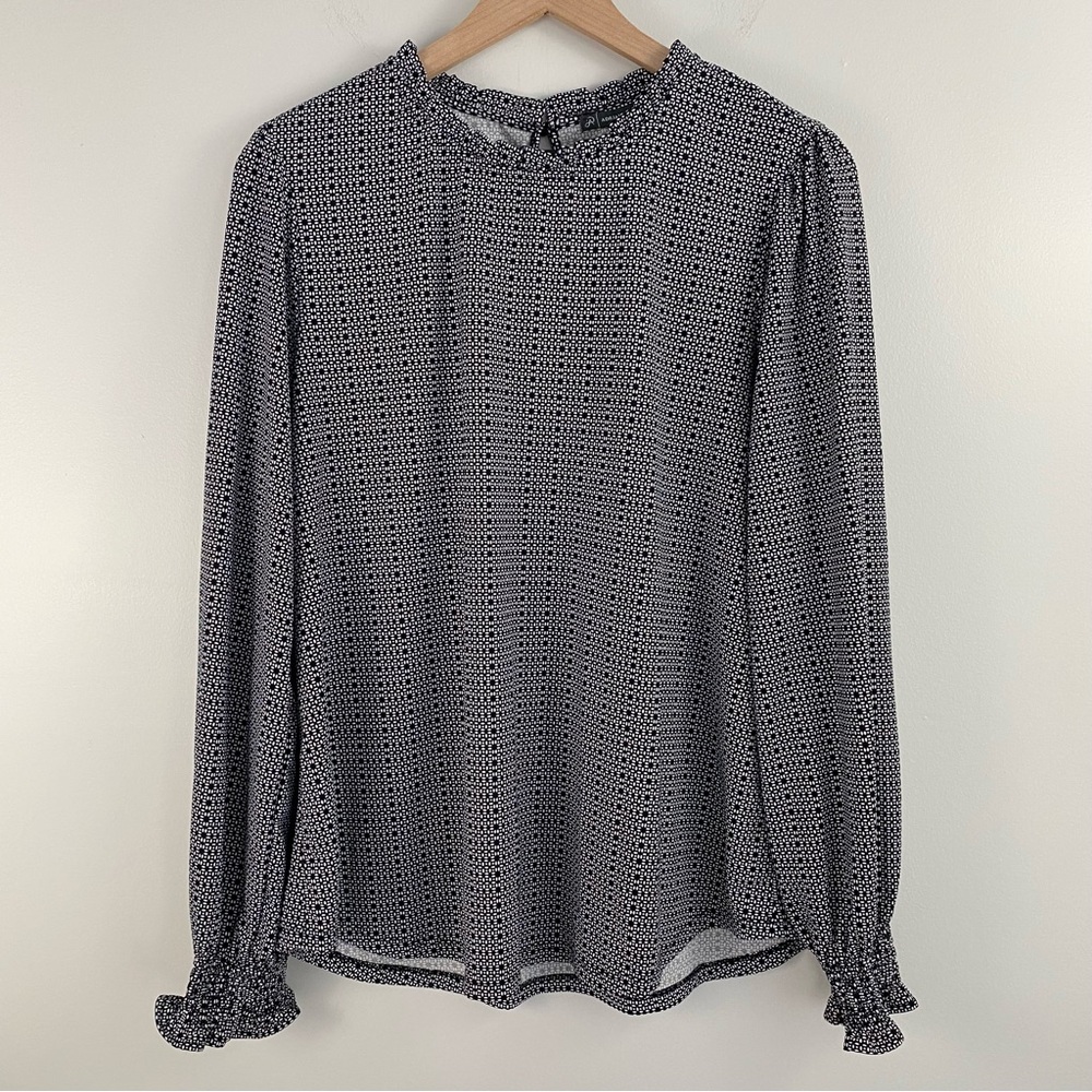 Adrianna Papell Long-Sleeved Black & White Blouse